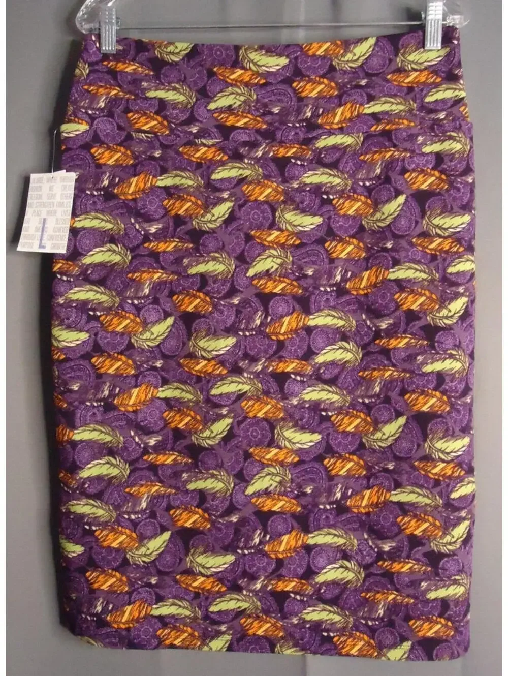LuLaRoe Cassie Pencil Skirt Stretch Colorful Multicolored Feather Print Large